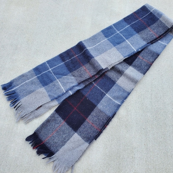 Blue Plaid Scarf and Charcoal Grey Gloves Men's - Picture 4 of 5